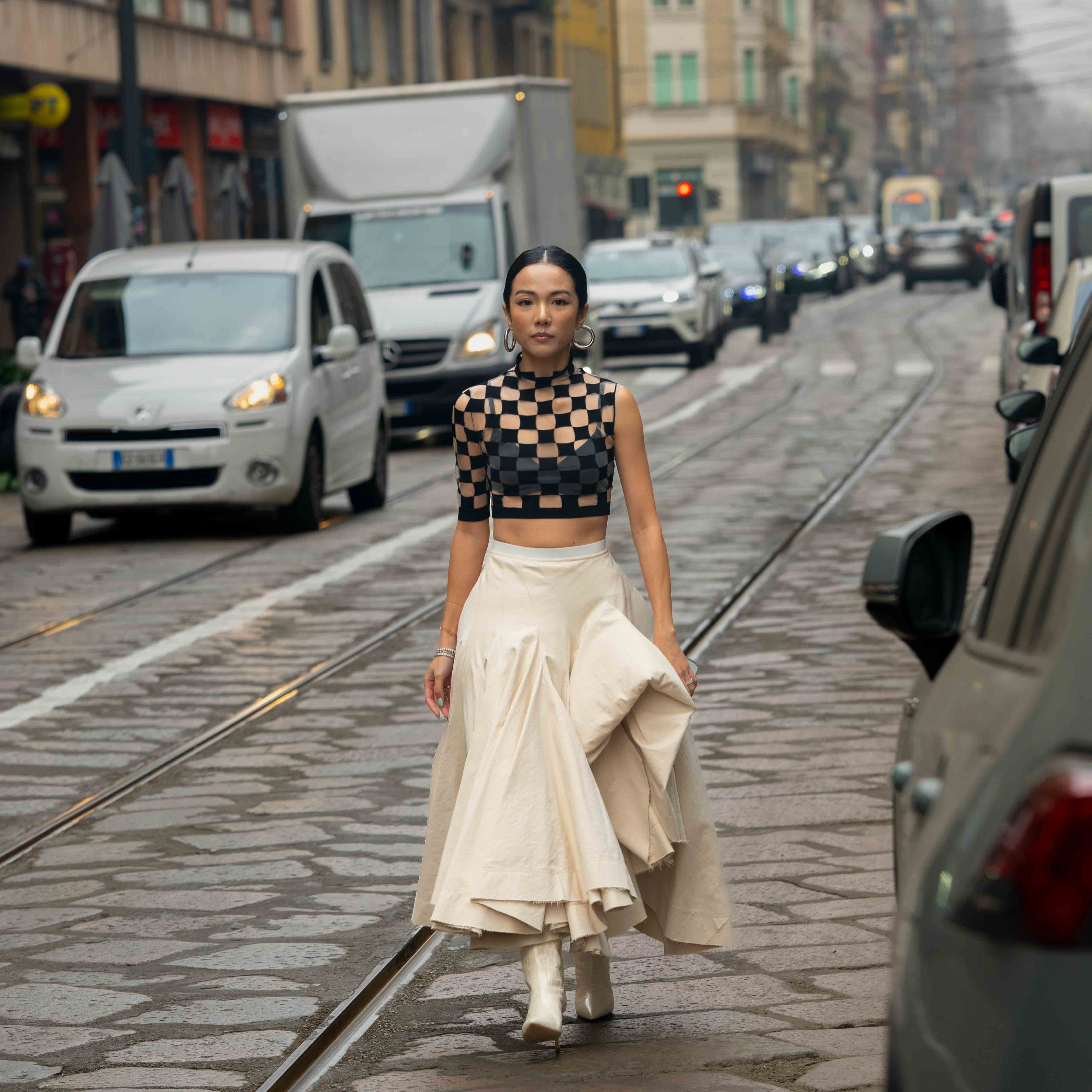 Yoyo Cae Street Style at Milan Fashion Week Before Sport Max FW23/24