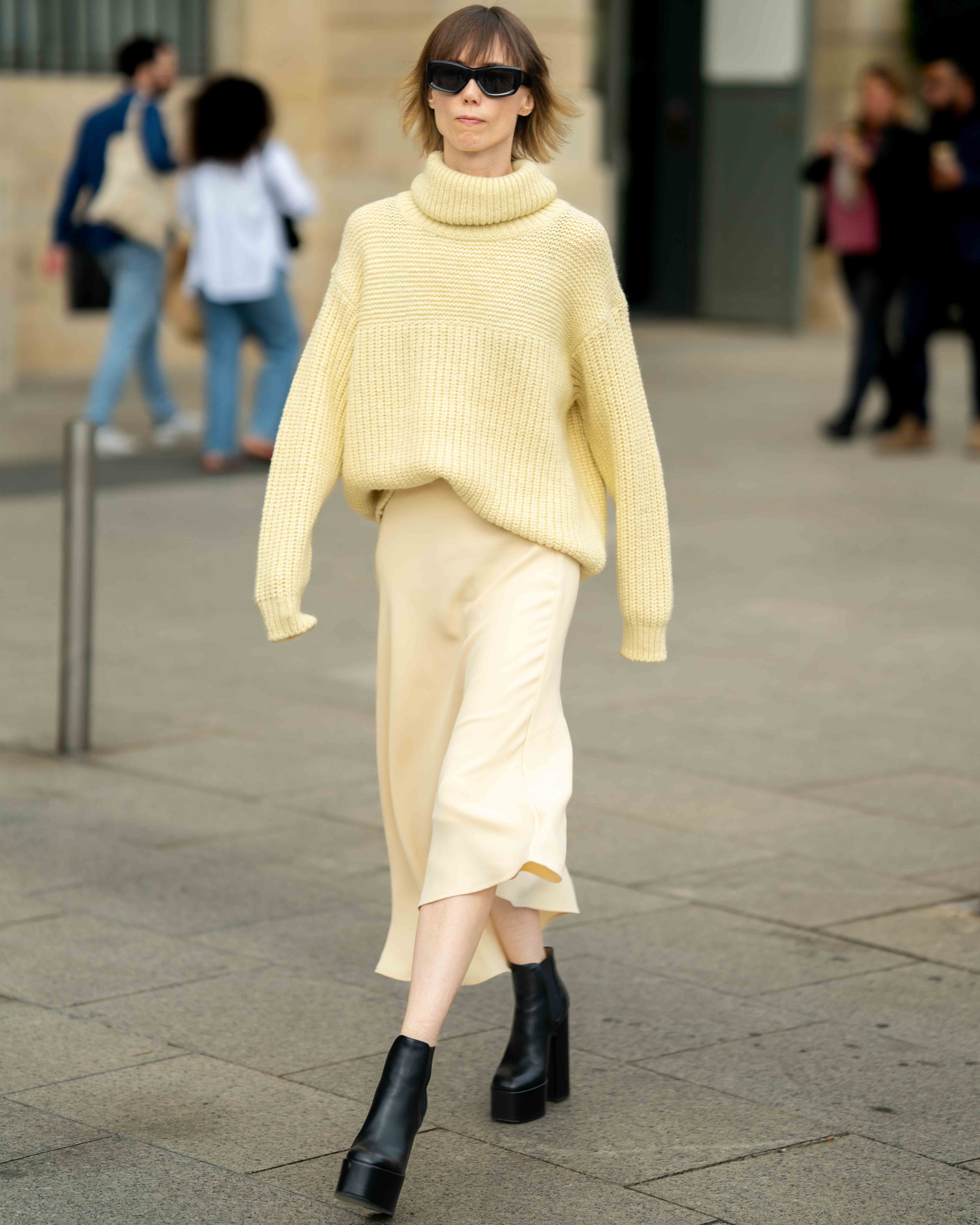 Anya Ziourova Street Style Before Vivienne Westwood SS24 Paris Fashion Week